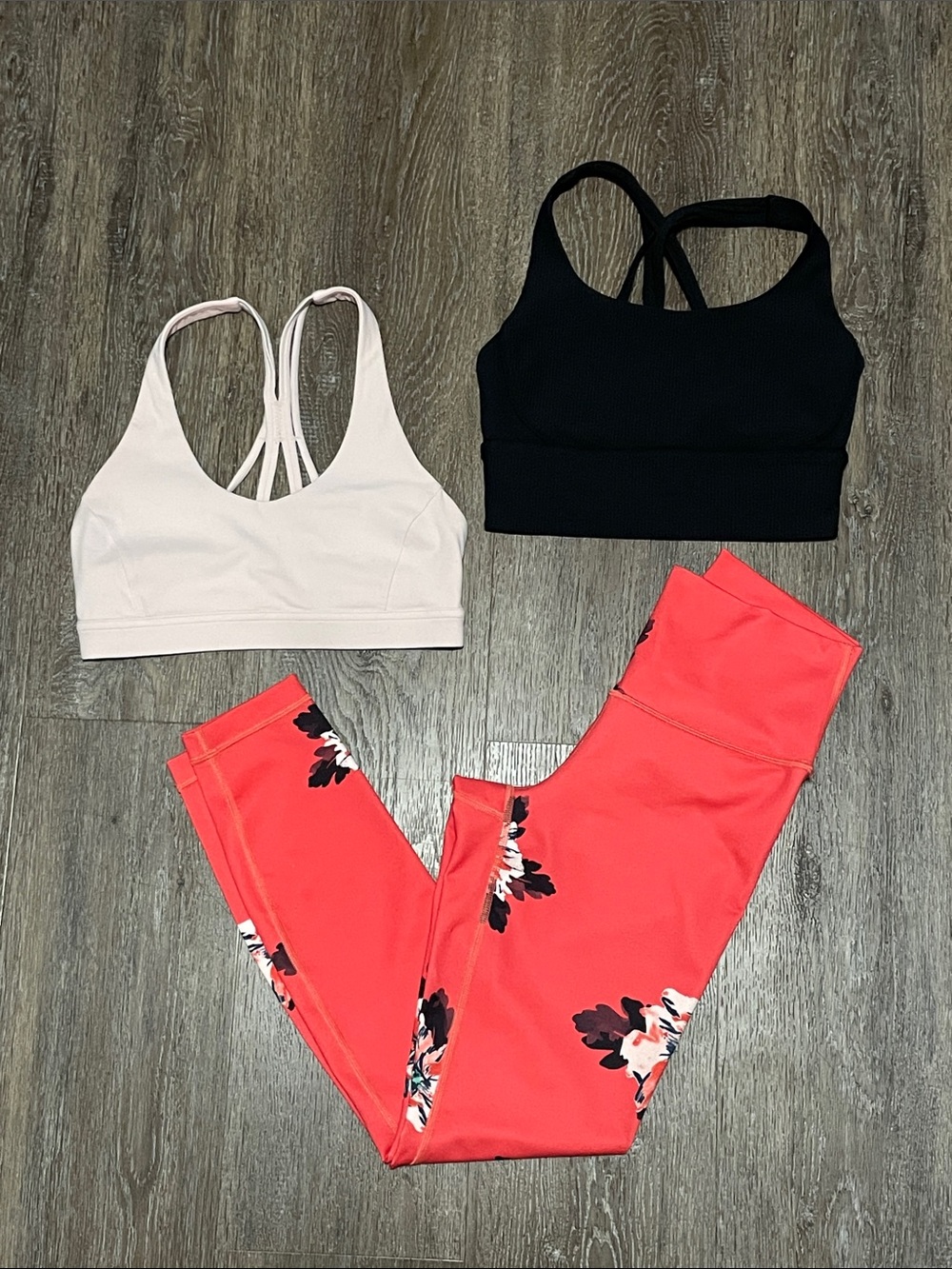 EUC Lululemon Matching Set. Size 4 **RARE**